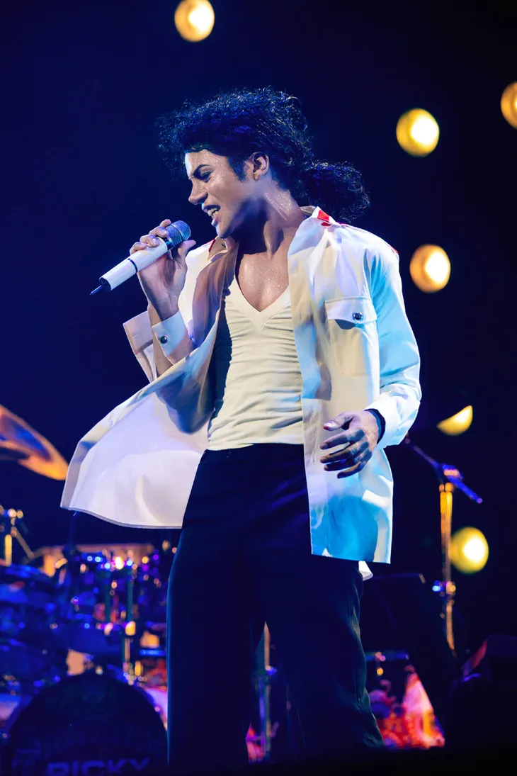 Phim về Michael Jackson rời lịch chiếu đến cuối năm 2025 - Ảnh 1. Phim về Michael Jackson rời lịch chiếu đến cuối năm 2025 - Ảnh 1.