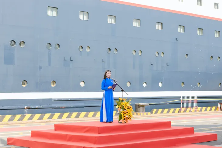 Tàu Thanh niên Đông Nam Á và Nhật Bản cập cảng TP Hồ Chí Minh - Ảnh 1. Tàu Thanh niên Đông Nam Á và Nhật Bản cập cảng TP Hồ Chí Minh - Ảnh 1.
