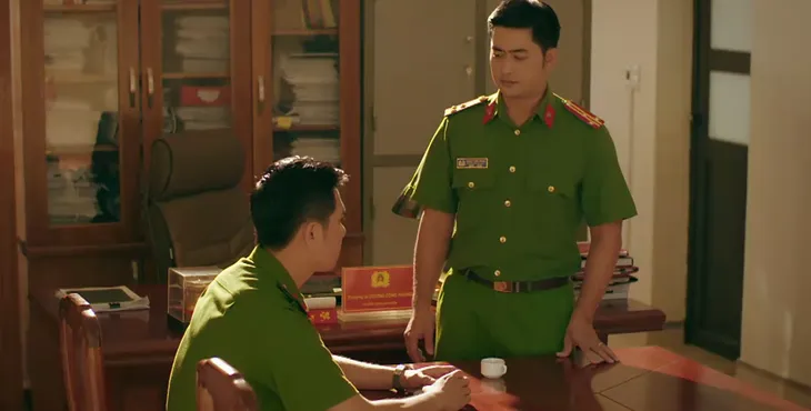 Độc đạo - Tập 33: Quân già bị vợ cả chơi vố đau - Ảnh 3. Độc đạo - Tập 33: Quân già bị vợ cả chơi vố đau - Ảnh 3.