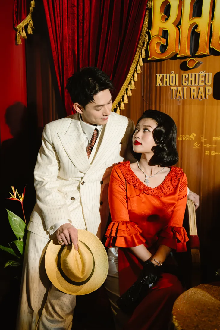 Song Luân tiết lộ về nụ hôn màn ảnh đầu tiên của Hoa hậu Thiên Ân - Ảnh 2. Song Luân tiết lộ về nụ hôn màn ảnh đầu tiên của Hoa hậu Thiên Ân - Ảnh 2.