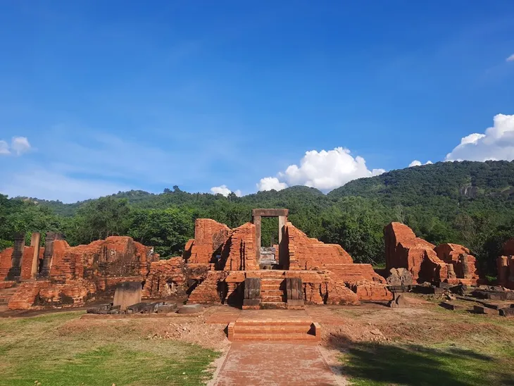 Loạt sự kiện kỷ niệm 25 năm Mỹ Sơn được vinh danh Di sản văn hóa thế giới - Ảnh 1. Loạt sự kiện kỷ niệm 25 năm Mỹ Sơn được vinh danh Di sản văn hóa thế giới - Ảnh 1.