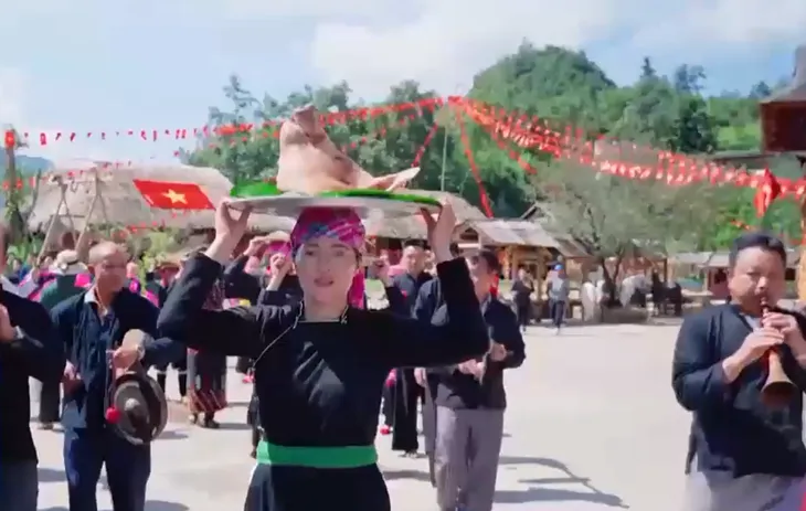 Lào Cai ra mắt nhiều sản phẩm du lịch hấp dẫn cuối năm - Ảnh 1. Lào Cai ra mắt nhiều sản phẩm du lịch hấp dẫn cuối năm - Ảnh 1.