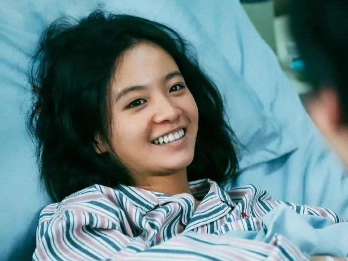 Diễn viên Gen Z vượt mặt Triệu Lệ Dĩnh khi đoạt giải Kim Kê - Ảnh 1. Diễn viên Gen Z vượt mặt Triệu Lệ Dĩnh khi đoạt giải Kim Kê - Ảnh 1.