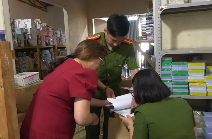 Lâm Đồng: Khởi tố chủ doanh nghiệp văn phòng phẩm trốn thuế - Ảnh 1. Lâm Đồng: Khởi tố chủ doanh nghiệp văn phòng phẩm trốn thuế - Ảnh 1.