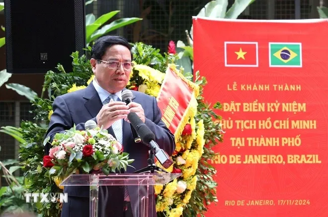 Thủ tướng dự Lễ đặt biển kỷ niệm Chủ tịch Hồ Chí Minh tại Rio de Janeiro - Ảnh 1. Thủ tướng dự Lễ đặt biển kỷ niệm Chủ tịch Hồ Chí Minh tại Rio de Janeiro - Ảnh 1.