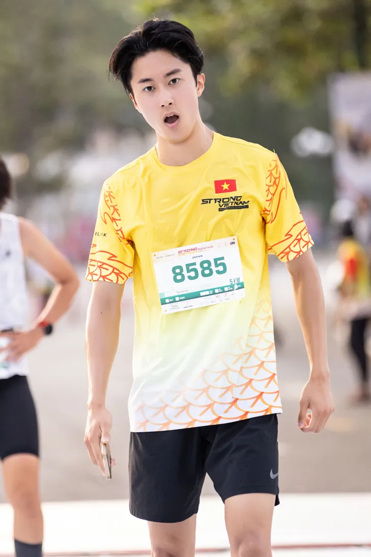 Những thí sinh đầu tiên giành vé vào thẳng top 20 Mr World tổ chức ở Việt Nam - Ảnh 1. Những thí sinh đầu tiên giành vé vào thẳng top 20 Mr World tổ chức ở Việt Nam - Ảnh 1.