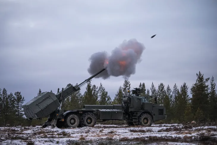 NATO lần đầu tập trận quy mô lớn tại Phần Lan - Ảnh 1. NATO lần đầu tập trận quy mô lớn tại Phần Lan - Ảnh 1.