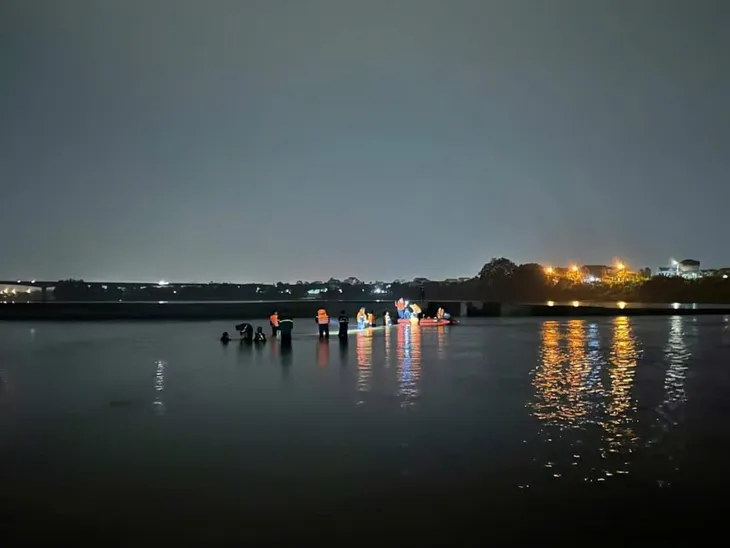Phú Thọ: Tìm thấy 1 thi thể nạn nhân trong số 5 em học sinh mất tích - Ảnh 1. Phú Thọ: Tìm thấy 1 thi thể nạn nhân trong số 5 em học sinh mất tích - Ảnh 1.