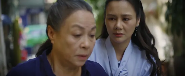 Hoa sữa về trong gió: Hiếu từ chối nhận vàng của gia đình vợ cũ - Ảnh 2. Hoa sữa về trong gió: Hiếu từ chối nhận vàng của gia đình vợ cũ - Ảnh 2.