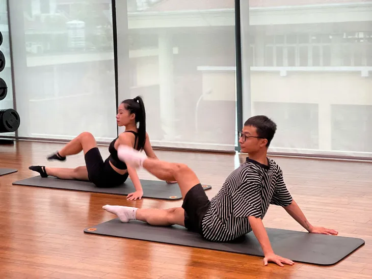 Barre: Phương pháp tập luyện giúp cải thiện tư thế - Ảnh 2. Barre: Phương pháp tập luyện giúp cải thiện tư thế - Ảnh 2.