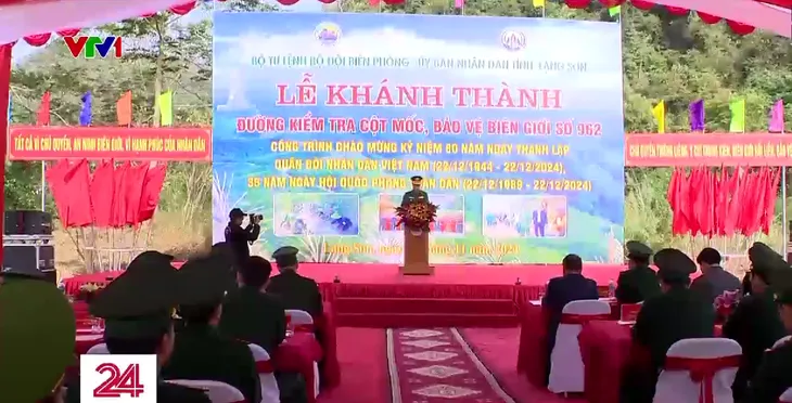 Lạng Sơn hoàn thành tuyến đường kiểm tra cột mốc biên giới số 962 - Ảnh 1. Lạng Sơn hoàn thành tuyến đường kiểm tra cột mốc biên giới số 962 - Ảnh 1.