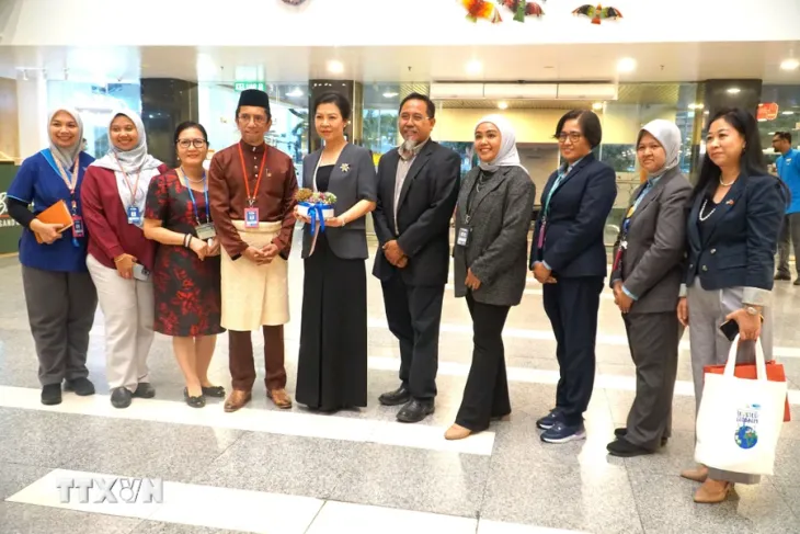 Phu nhân Tổng Bí thư Tô Lâm thăm Viện Tim quốc gia Malaysia - Ảnh 4. Phu nhân Tổng Bí thư Tô Lâm thăm Viện Tim quốc gia Malaysia - Ảnh 4.