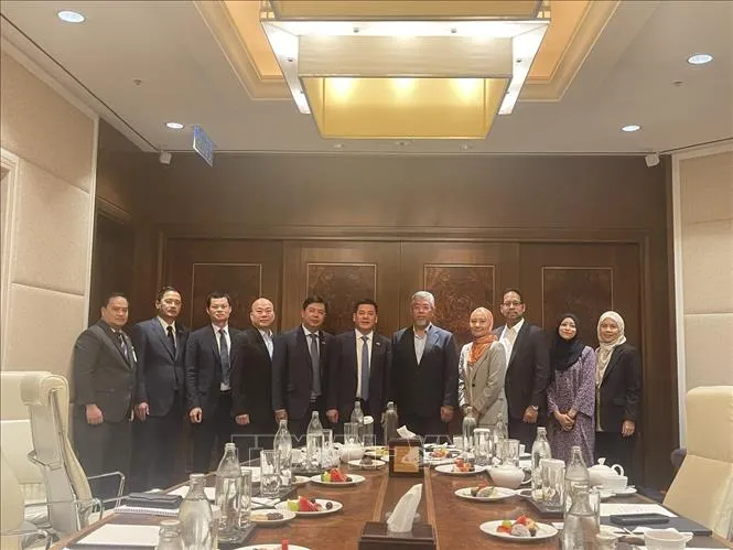 Việt Nam - Malaysia tăng cường hợp tác trong lĩnh vực năng lượng và Halal - Ảnh 1. Việt Nam - Malaysia tăng cường hợp tác trong lĩnh vực năng lượng và Halal - Ảnh 1.