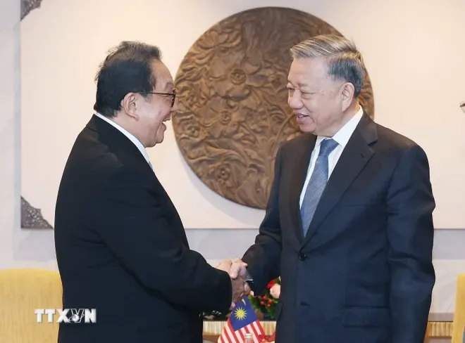 Tổng Bí thư Tô Lâm hoan nghênh doanh nghiệp Malaysia đầu tư, làm ăn lâu dài ở Việt Nam - Ảnh 2. Tổng Bí thư Tô Lâm hoan nghênh doanh nghiệp Malaysia đầu tư, làm ăn lâu dài ở Việt Nam - Ảnh 2.