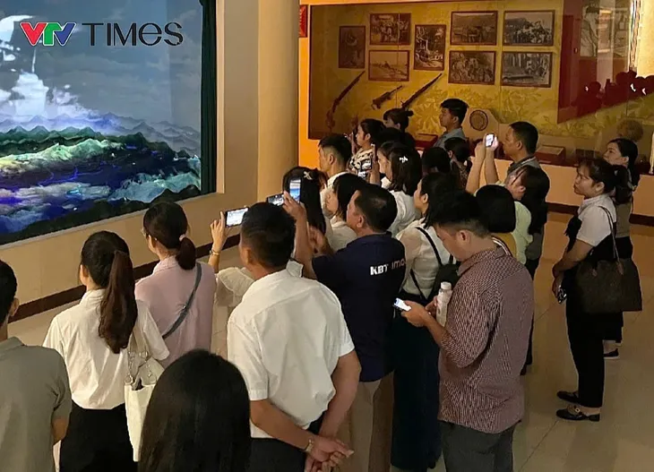 Vận động hiến tặng kỷ vật trưng bày tại Bảo tàng Quân khu 2 - Ảnh 1. Vận động hiến tặng kỷ vật trưng bày tại Bảo tàng Quân khu 2 - Ảnh 1.
