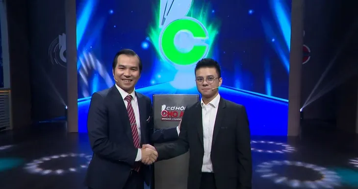 Cơ hội cho ai - Tập 3: Giám đốc sáng tạo từng trượt đại học vỡ òa khi chốt được công việc thu nhập 160 triệu đồng - Ảnh 3. Cơ hội cho ai - Tập 3: Giám đốc sáng tạo từng trượt đại học vỡ òa khi chốt được công việc thu nhập 160 triệu đồng - Ảnh 3.