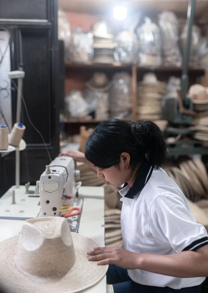 Cơ hội việc làm cho phụ nữ dịp cuối năm, an tâm đón Tết - Ảnh 1. Cơ hội việc làm cho phụ nữ dịp cuối năm, an tâm đón Tết - Ảnh 1.