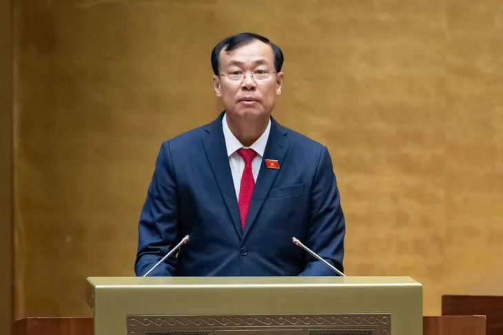 Thông qua quy định về cấp phép bay đối với tàu bay không người lái - Ảnh 1. Thông qua quy định về cấp phép bay đối với tàu bay không người lái - Ảnh 1.