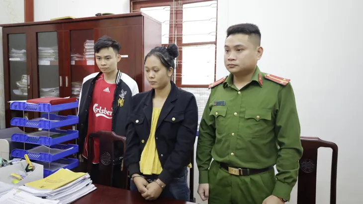 Bắt nhóm đối tượng cướp tài sản của người nước ngoài ở Móng Cái (Quảng Ninh) - Ảnh 2. Bắt nhóm đối tượng cướp tài sản của người nước ngoài ở Móng Cái (Quảng Ninh) - Ảnh 2.