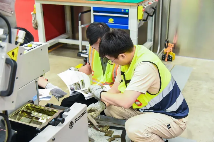 LEGO Manufacturing Việt Nam được vinh danh là “Nơi làm việc tốt nhất Việt Nam” - Ảnh 3. LEGO Manufacturing Việt Nam được vinh danh là “Nơi làm việc tốt nhất Việt Nam” - Ảnh 3.