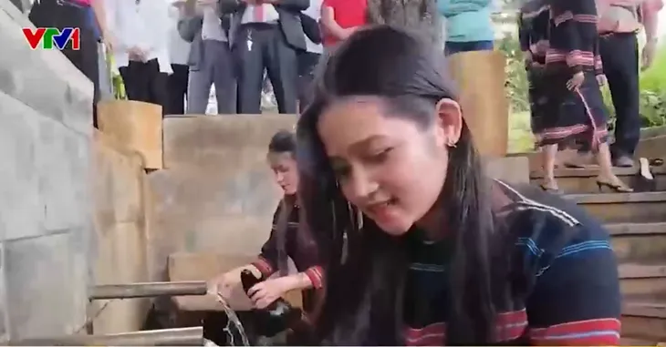 Ngôi làng Jrai trăm tuổi gìn giữ di sản văn hóa Tây Nguyên - Ảnh 1. Ngôi làng Jrai trăm tuổi gìn giữ di sản văn hóa Tây Nguyên - Ảnh 1.