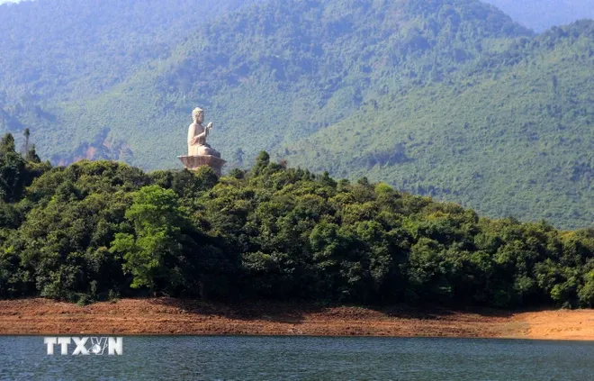 Thiền viện Trúc Lâm Bạch Mã: Khám phá vẻ đẹp chốn bồng lai tiên cảnh - Ảnh 3. Thiền viện Trúc Lâm Bạch Mã: Khám phá vẻ đẹp chốn bồng lai tiên cảnh - Ảnh 3.