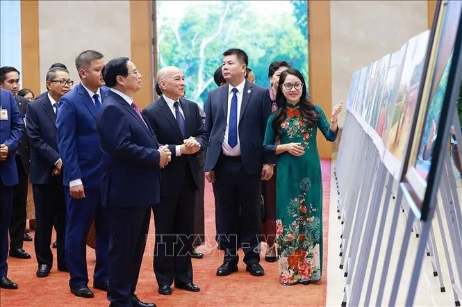 Thủ tướng Phạm Minh Chính tiếp kiến Quốc vương Campuchia Norodom Sihamoni - Ảnh 3. Thủ tướng Phạm Minh Chính tiếp kiến Quốc vương Campuchia Norodom Sihamoni - Ảnh 3.