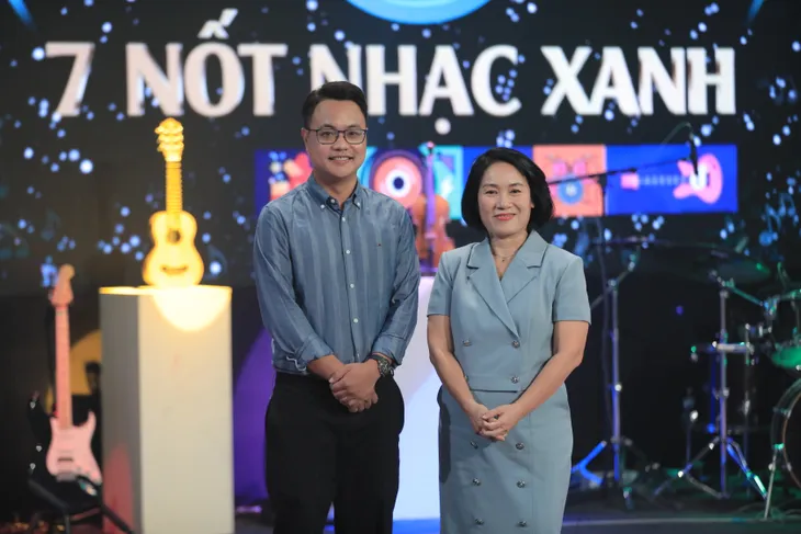 Nhà báo Tạ Bích Loan đang dẫn chương trình nào trên sóng VTV? - Ảnh 1.