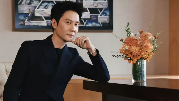 Phim của chồng cũ Triệu Lệ Dĩnh vừa phát sóng đã gây sốt - Ảnh 2. Phim của chồng cũ Triệu Lệ Dĩnh vừa phát sóng đã gây sốt - Ảnh 2.
