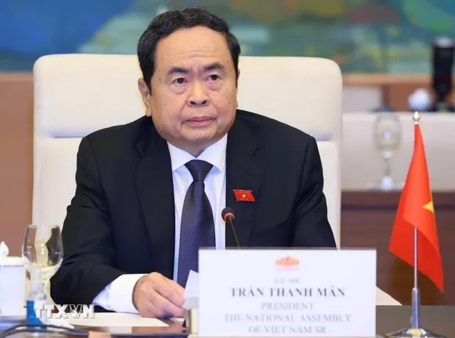 Củng cố quan hệ hữu nghị, hợp tác hiệu quả giữa Việt Nam với Singapore, Nhật Bản - Ảnh 2. Củng cố quan hệ hữu nghị, hợp tác hiệu quả giữa Việt Nam với Singapore, Nhật Bản - Ảnh 2.