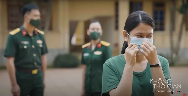 Không thời gian - Tập 5: Cô giáo Tâm ngượng nghịu khi gặp lại Đại - Ảnh 1. Không thời gian - Tập 5: Cô giáo Tâm ngượng nghịu khi gặp lại Đại - Ảnh 1.