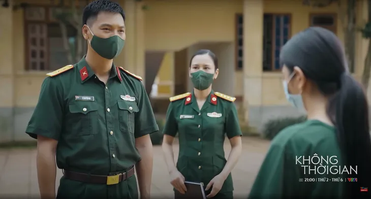 Không thời gian - Tập 5: Cô giáo Tâm ngượng nghịu khi gặp lại Đại - Ảnh 2. Không thời gian - Tập 5: Cô giáo Tâm ngượng nghịu khi gặp lại Đại - Ảnh 2.