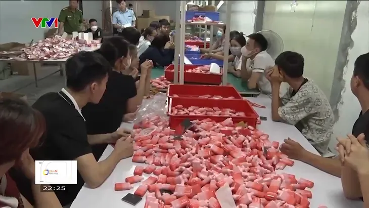 Hành vi sản xuất, buôn bán thuốc lá điện tử, thuốc lá nung nóng có thể bị xử lý hình sự - Ảnh 4. Hành vi sản xuất, buôn bán thuốc lá điện tử, thuốc lá nung nóng có thể bị xử lý hình sự - Ảnh 4.