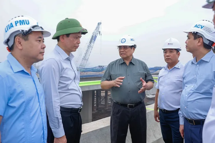 Thủ tướng: Sân bay Long Thành phải hoàn thành trong năm 2025, không thể chậm hơn - Ảnh 3. Thủ tướng: Sân bay Long Thành phải hoàn thành trong năm 2025, không thể chậm hơn - Ảnh 3.