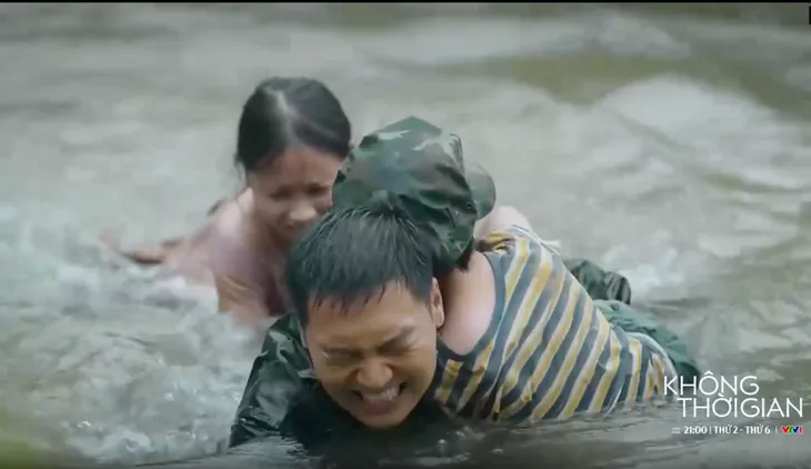 Không thời gian - Tập 6: Lĩnh tiếp tục thái độ bất mãn với cấp trên - Ảnh 2. Không thời gian - Tập 6: Lĩnh tiếp tục thái độ bất mãn với cấp trên - Ảnh 2.