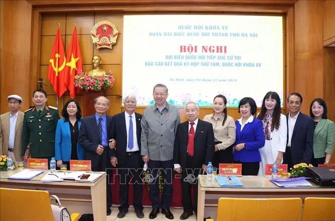 Tổng Bí thư Tô Lâm tiếp xúc cử tri Hà Nội - Ảnh 8. Tổng Bí thư Tô Lâm tiếp xúc cử tri Hà Nội - Ảnh 8.