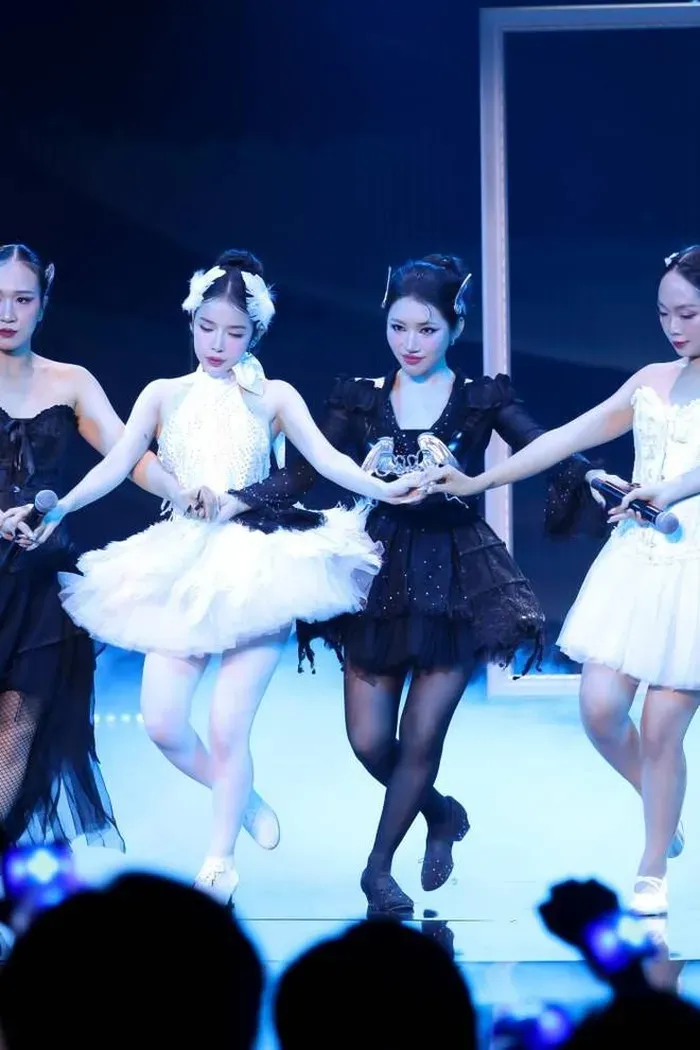 Orange - trưởng thành cùng Bài hát của chúng ta - Ảnh 2. Orange - trưởng thành cùng Bài hát của chúng ta - Ảnh 2.