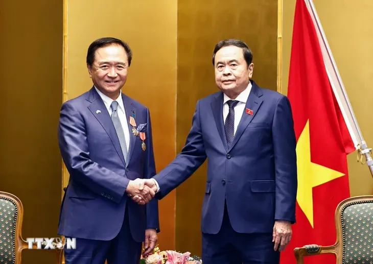 Chủ tịch Quốc hội Trần Thanh Mẫn tiếp một số lãnh đạo Nhật Bản - Ảnh 3. Chủ tịch Quốc hội Trần Thanh Mẫn tiếp một số lãnh đạo Nhật Bản - Ảnh 3.