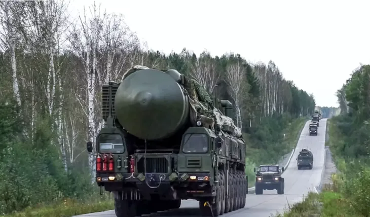 Moscow tăng chi tiêu quốc phòng kỷ lục: Tăng nguy cơ chạy đua vũ trang Nga - NATO? - Ảnh 2. Moscow tăng chi tiêu quốc phòng kỷ lục: Tăng nguy cơ chạy đua vũ trang Nga - NATO? - Ảnh 2.