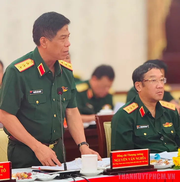 TP Hồ Chí Minh tổ chức diễu binh, diễu hành kỷ niệm 50 năm Ngày Giải phóng miền Nam - Ảnh 2. TP Hồ Chí Minh tổ chức diễu binh, diễu hành kỷ niệm 50 năm Ngày Giải phóng miền Nam - Ảnh 2.