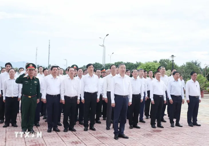 Tổng Bí thư Tô Lâm thăm và làm việc tại tỉnh Ninh Thuận - Ảnh 5. Tổng Bí thư Tô Lâm thăm và làm việc tại tỉnh Ninh Thuận - Ảnh 5.
