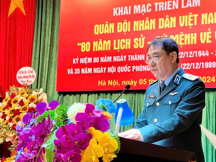 Khai mạc triển lãm chuyên đề 80 năm lịch sử - Sứ mệnh vẻ vang - Ảnh 3. Khai mạc triển lãm chuyên đề 80 năm lịch sử - Sứ mệnh vẻ vang - Ảnh 3.