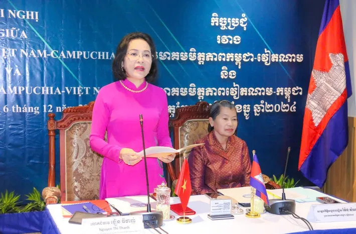Thắt chặt tình hữu nghị Việt Nam - Campuchia - Ảnh 1. Thắt chặt tình hữu nghị Việt Nam - Campuchia - Ảnh 1.