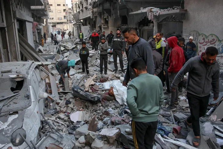 Người dân Dải Gaza khốn khổ khi mùa đông khắc nghiệt ập tới - Ảnh 2. Người dân Dải Gaza khốn khổ khi mùa đông khắc nghiệt ập tới - Ảnh 2.