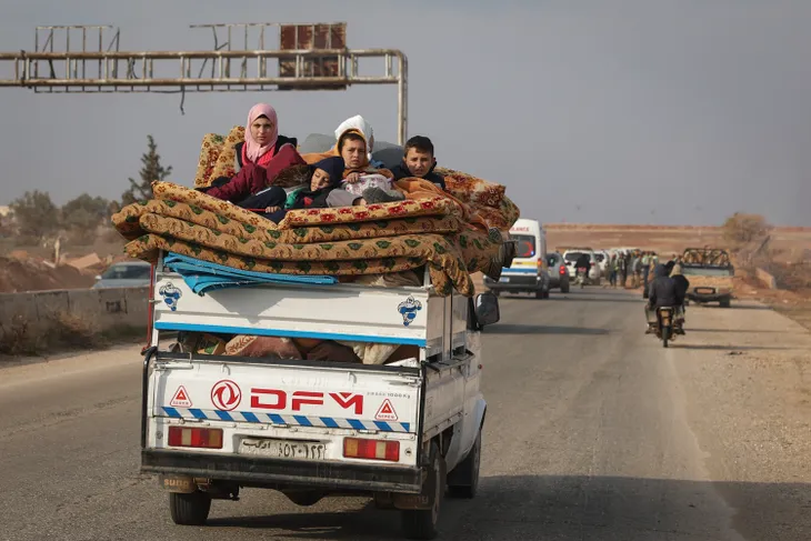 Nhiều nước khuyến cáo công dân rời Syria - Ảnh 1. Nhiều nước khuyến cáo công dân rời Syria - Ảnh 1.