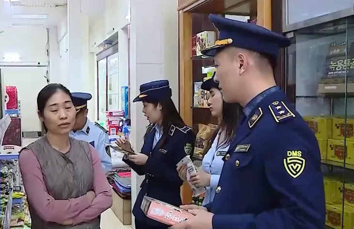 Tăng cường chống hàng buôn lậu, hàng giả ngay tại vùng biên giới - Ảnh 1. Tăng cường chống hàng buôn lậu, hàng giả ngay tại vùng biên giới - Ảnh 1.