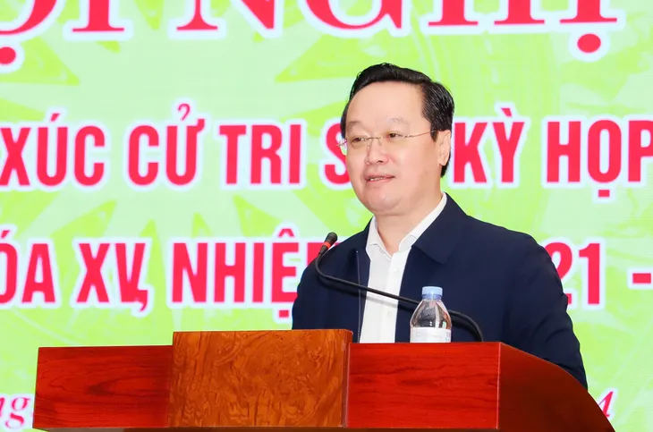 Chủ tịch Ủy ban Trung ương MTTQ Việt Nam Đỗ Văn Chiến hội tiếp xúc cử tri tại Nghệ An - Ảnh 2. Chủ tịch Ủy ban Trung ương MTTQ Việt Nam Đỗ Văn Chiến hội tiếp xúc cử tri tại Nghệ An - Ảnh 2.