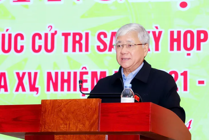Chủ tịch Ủy ban Trung ương MTTQ Việt Nam Đỗ Văn Chiến hội tiếp xúc cử tri tại Nghệ An - Ảnh 4. Chủ tịch Ủy ban Trung ương MTTQ Việt Nam Đỗ Văn Chiến hội tiếp xúc cử tri tại Nghệ An - Ảnh 4.