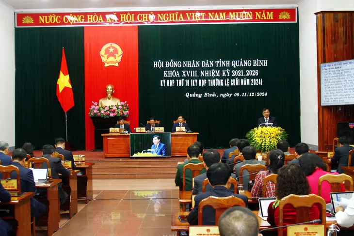 HĐND tỉnh Quảng Bình khai mạc kỳ họp thường lệ cuối năm 2024 - Ảnh 3. HĐND tỉnh Quảng Bình khai mạc kỳ họp thường lệ cuối năm 2024 - Ảnh 3.
