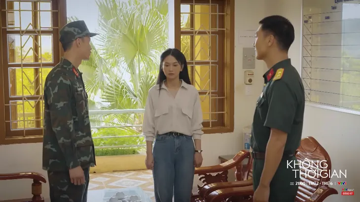Không thời gian: Cô giáo Tâm tỏ thái độ khó chịu với Đại - Ảnh 1. Không thời gian: Cô giáo Tâm tỏ thái độ khó chịu với Đại - Ảnh 1.